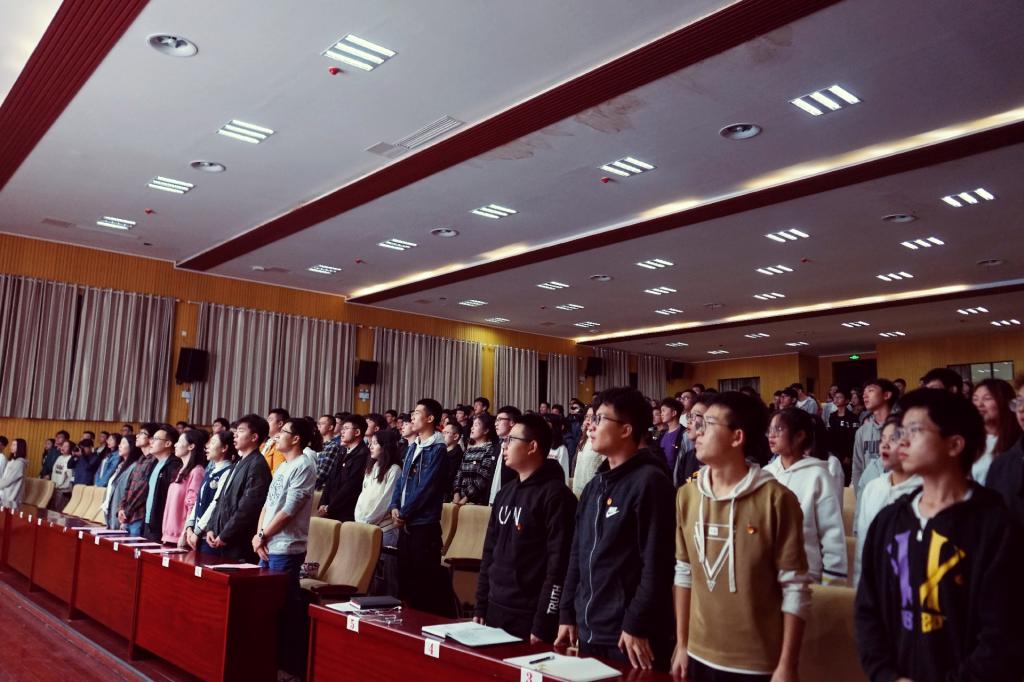 best365中国官方网站“青马工程”暨第22期团学干部培训班开班仪式隆重举行