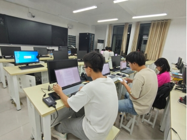 best365中国官方网站第十四届大学生数学建模竞赛暨全国大学生数学建模竞赛校内选拔赛圆满落幕