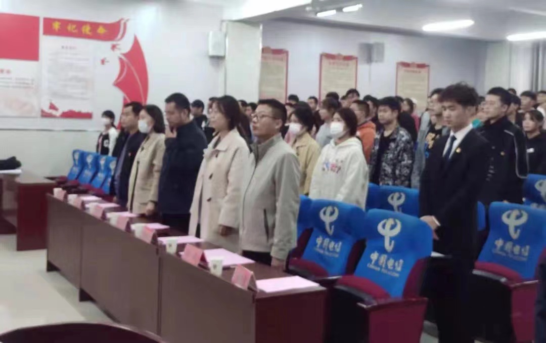 汽车工程系成功召开第二次学生代表大会(图2) 汽车工程系成功召开第二次学生代表大会(图2)