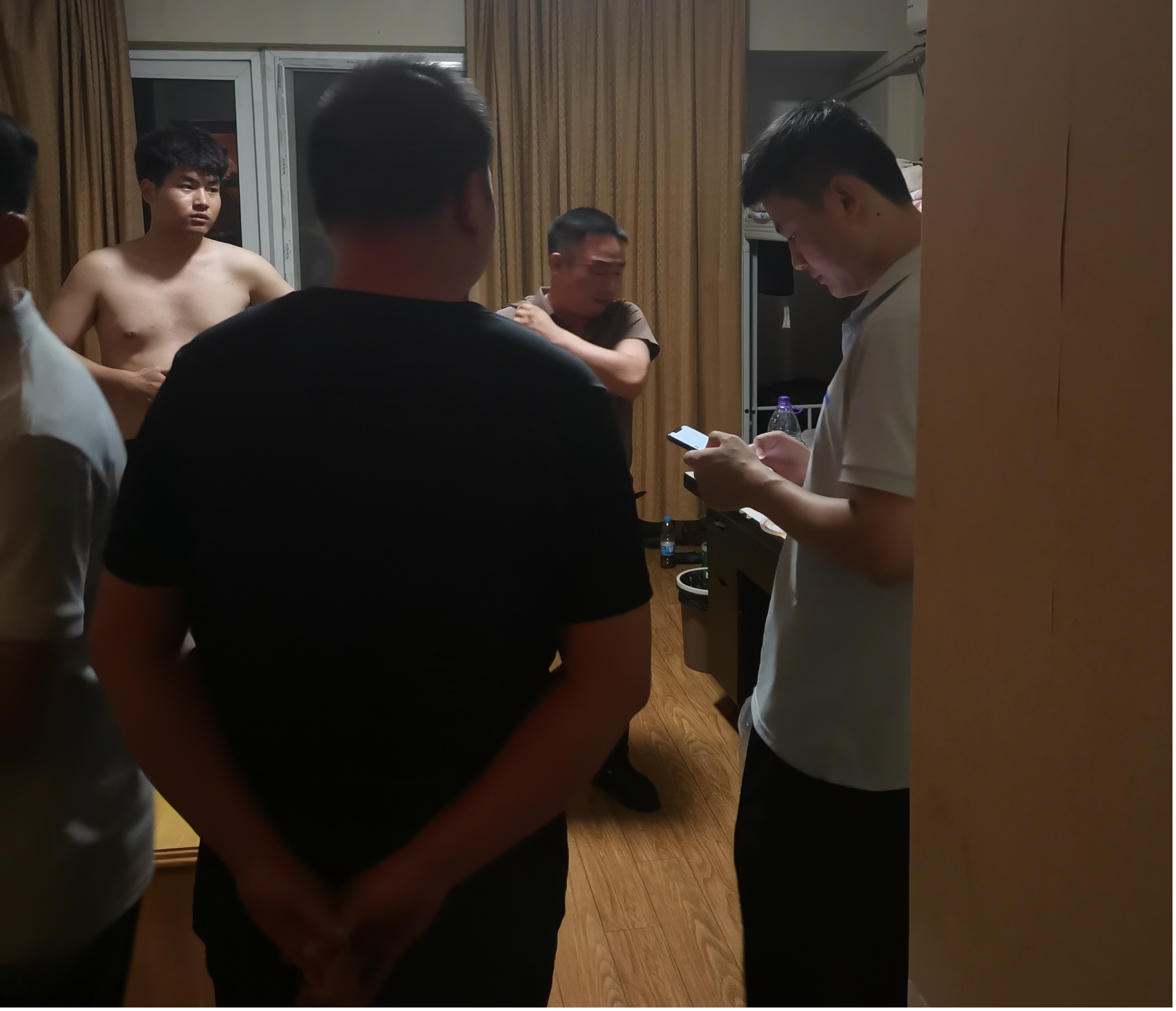 图片1010.jpg